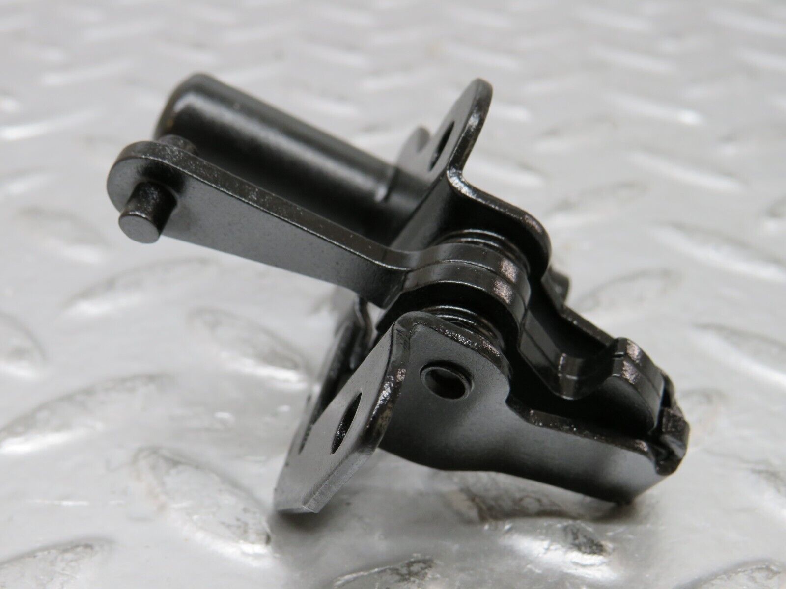 26733 Mercedes-Benz C124 220CE Coupe Bonnet Lock Catch 1248800260