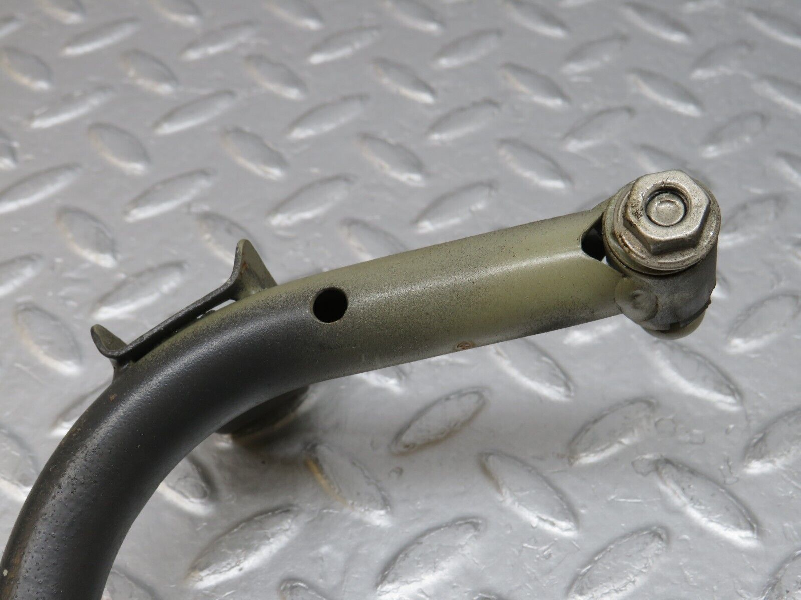 36539 Mercedes-Benz W201 190E 2.0L Boot Lid Trunk Hinge Right Side