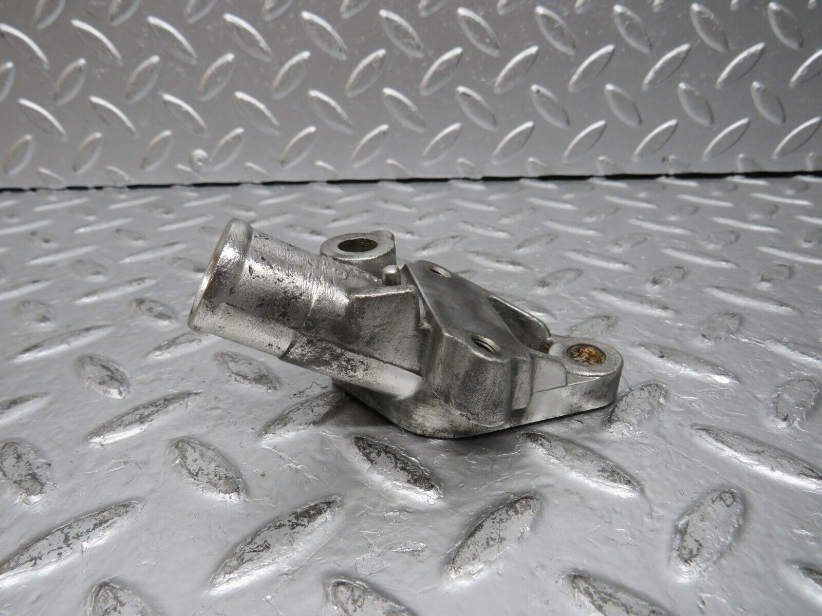 29890 Mercedes-Benz W123 230E Cooling Water Pump Housing Flange 1022030073