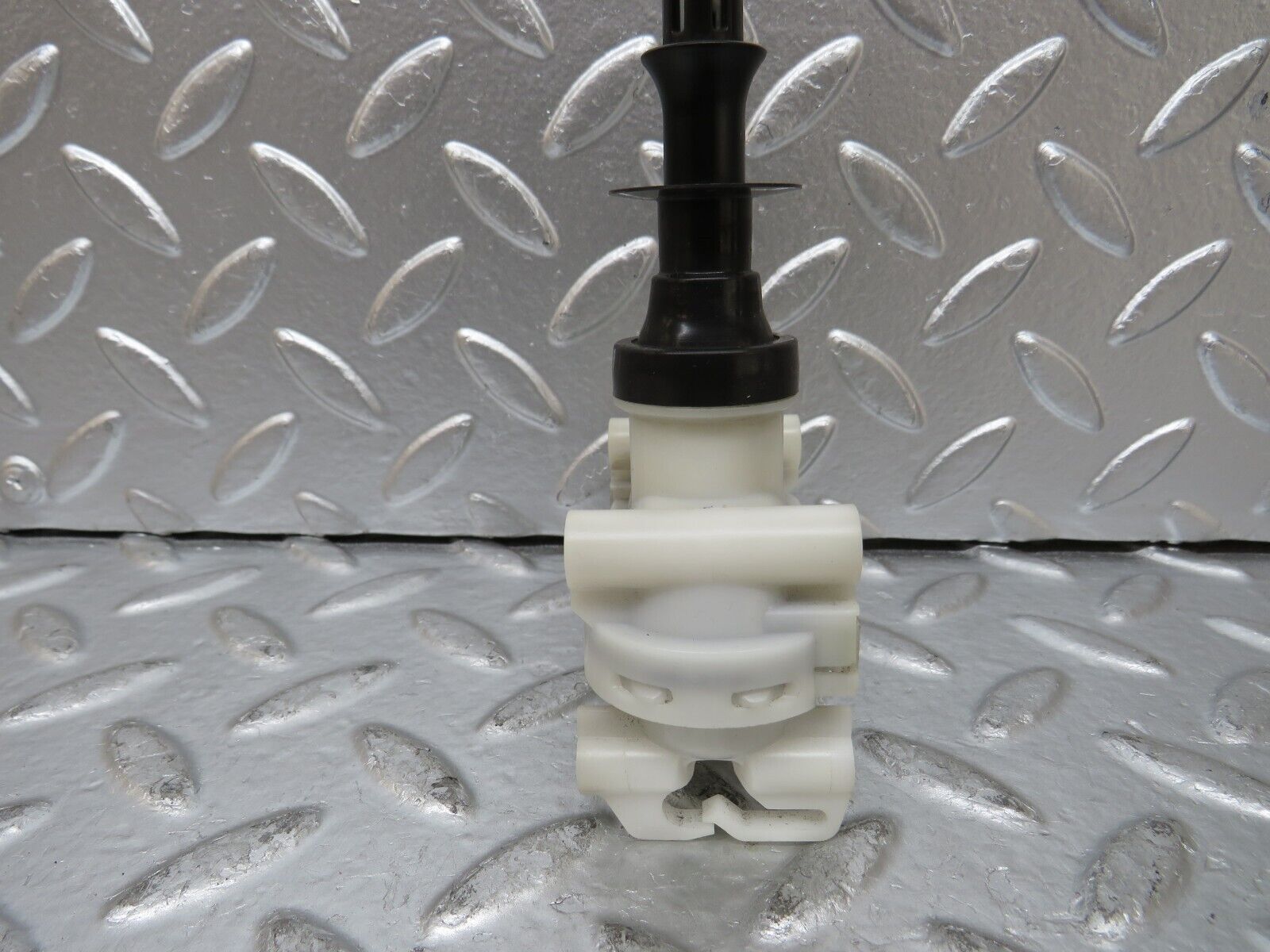 25314 Mercedes-Benz W201 190D Rear Right Door Lock Actuator