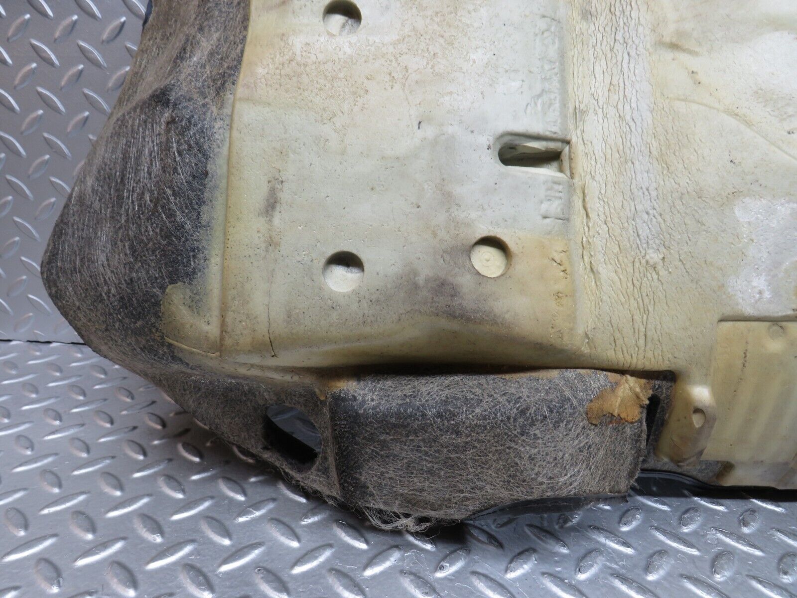 37937 Mercedes-Benz A124 320E Cabriolet Front Right Floor Carpet Black