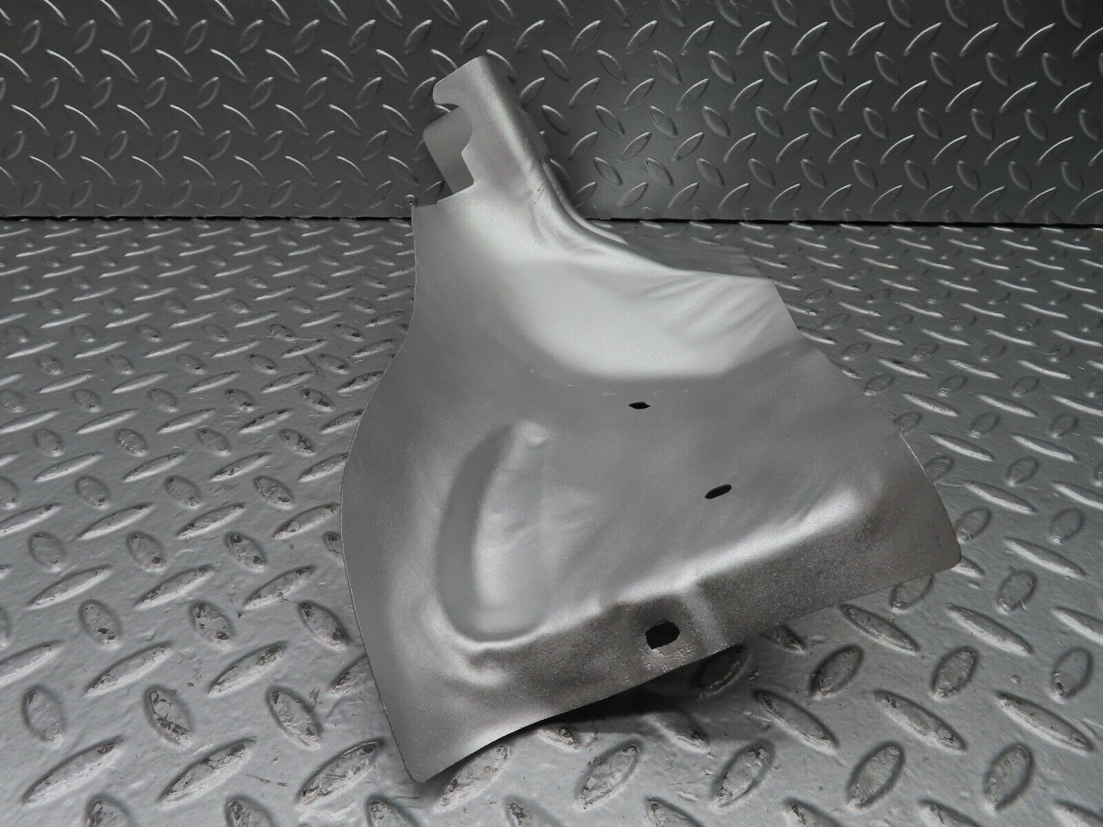 21676 Mercedes-Benz W126 300SE Exhaust Heat Shield