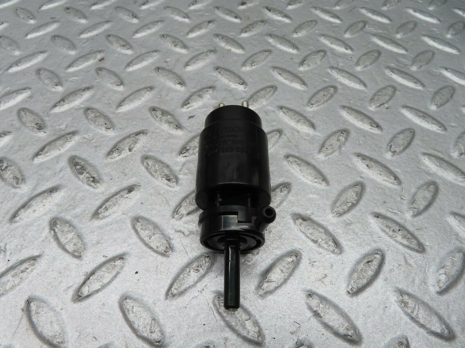 16630 Mercedes-Benz C107 380SLC Windscreen Washer Pump Bosch 1248690621