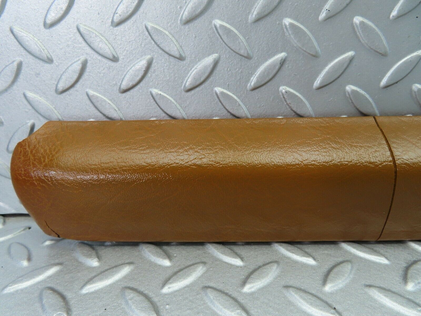 7910 Mercedes-Benz W115 220D Rear Left Upper Door Panel