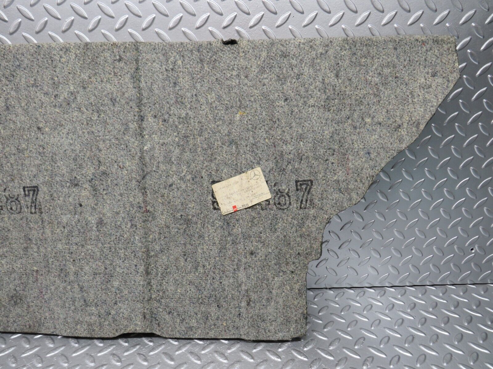 29224 Mercedes-Benz W124 230E Fuel Tank Cover Plate Carpet 1246940325