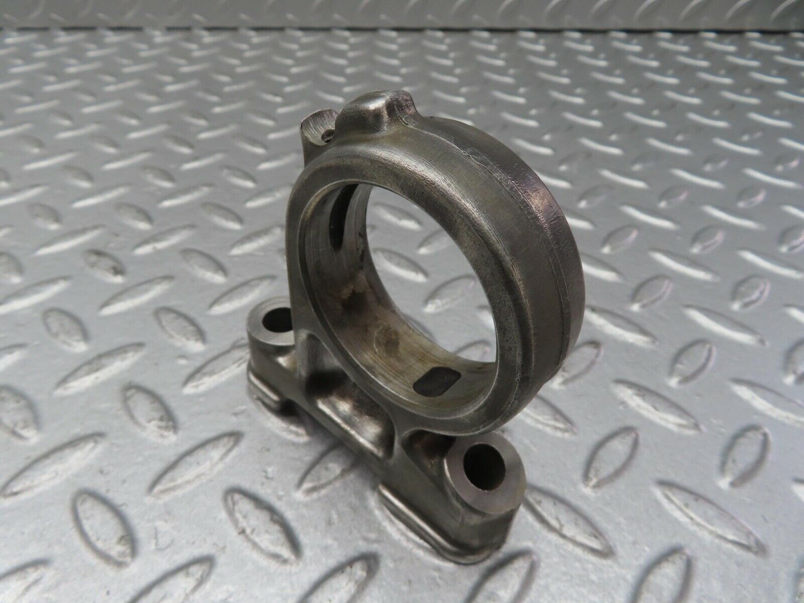 13357 Mercedes-Benz C107 350SLC Coupe Camshaft Tower Bearing 1160512112