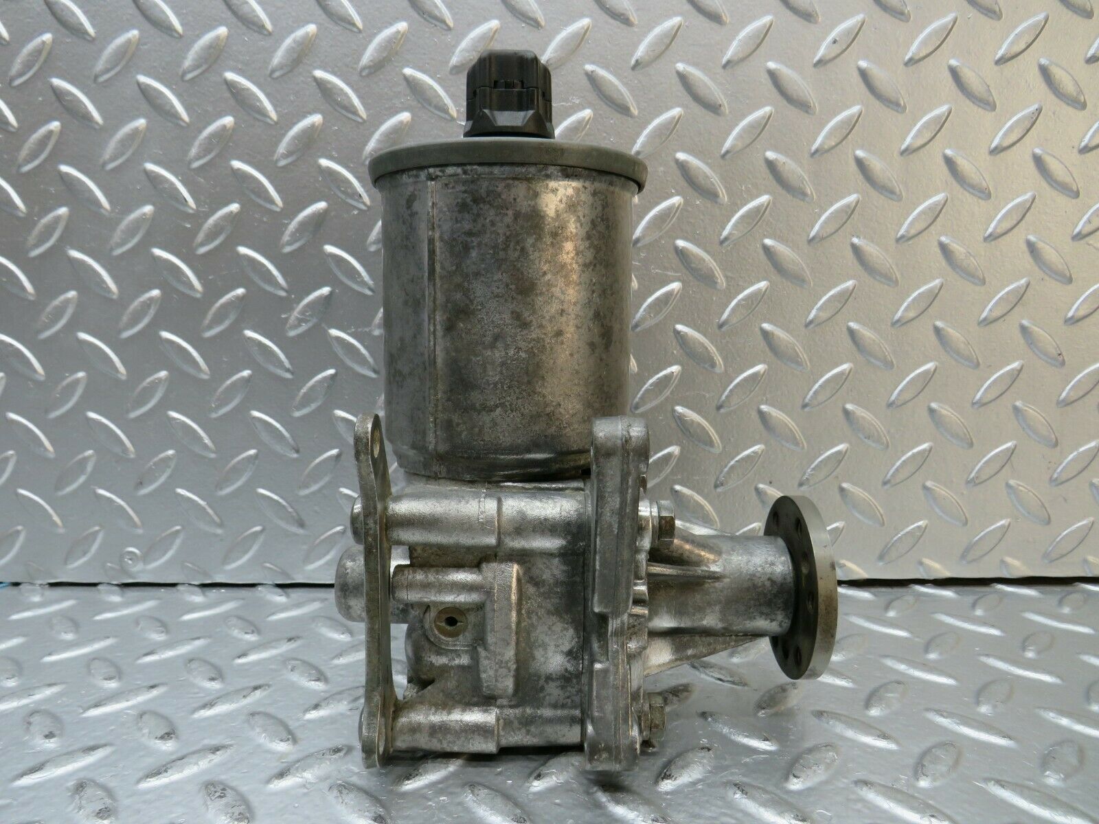 23096 Mercedes-Benz C123 230CE Coupe Power Steering Pump 2014601180