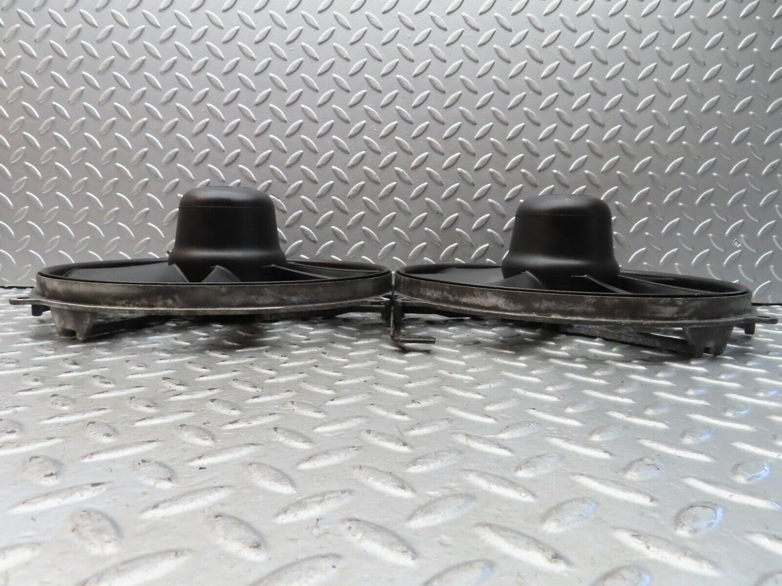 19636 Mercedes-Benz C140 CL420 Coupe Engine Cooling Fan AEG