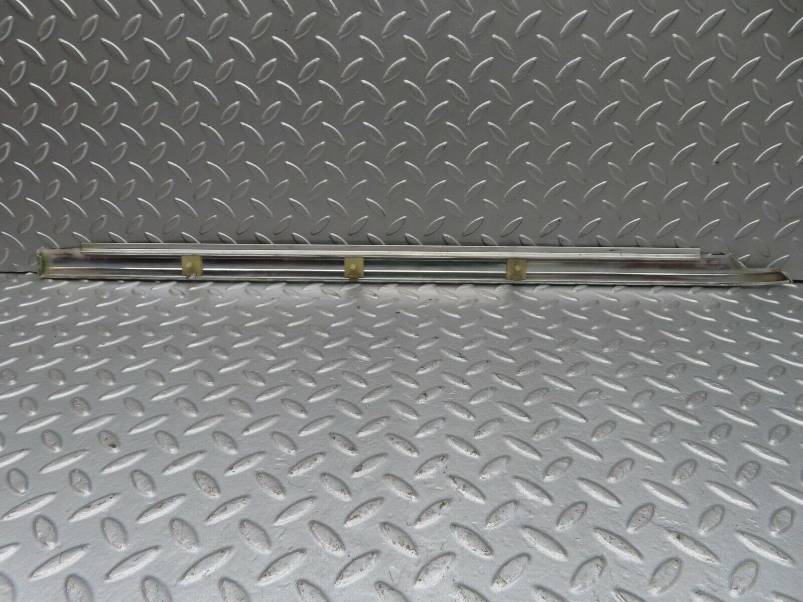 13030 Mercedes-Benz W111 220S Front Left Door Chrome Moulding Trim