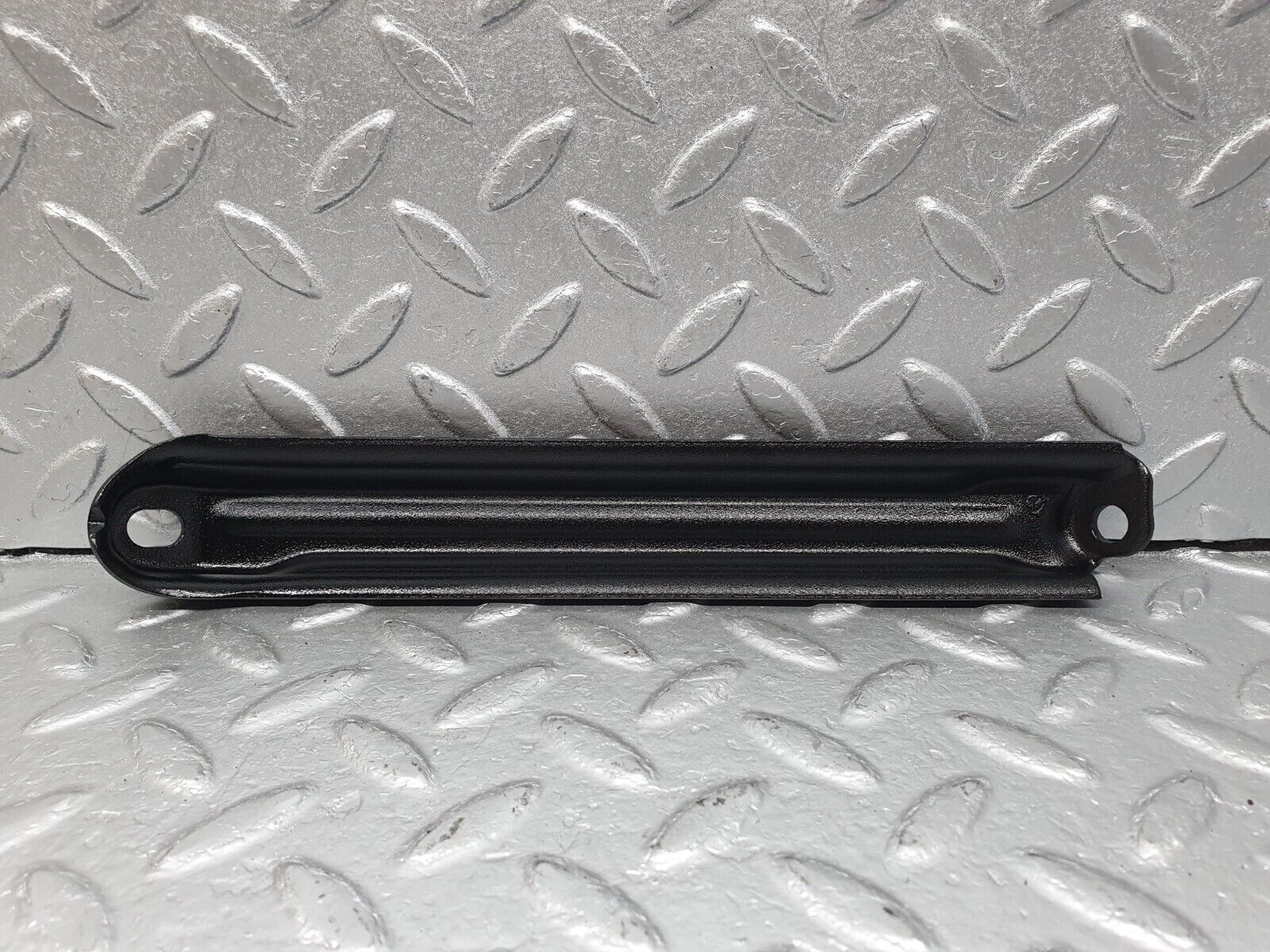 41527 Mercedes-Benz W124 200E Intake Manifold Bracket