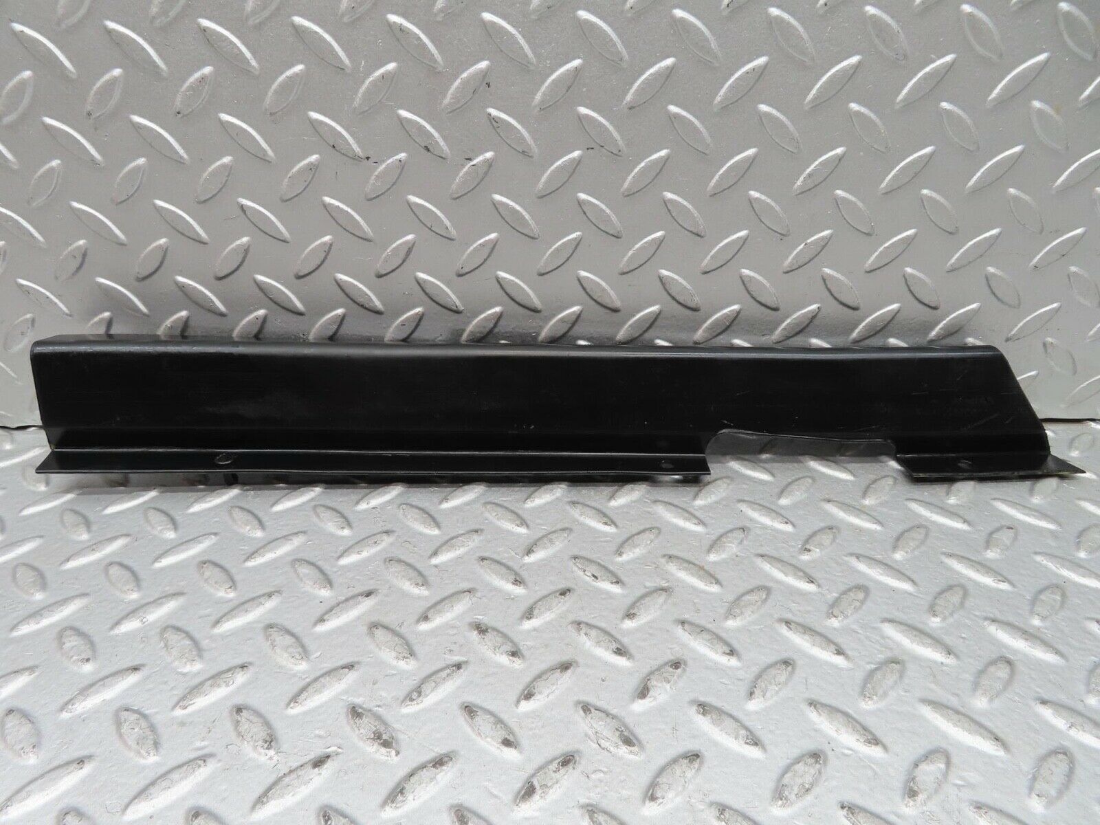 15866 Mercedes-Benz W123 280E Front Right Cable Channel Cover