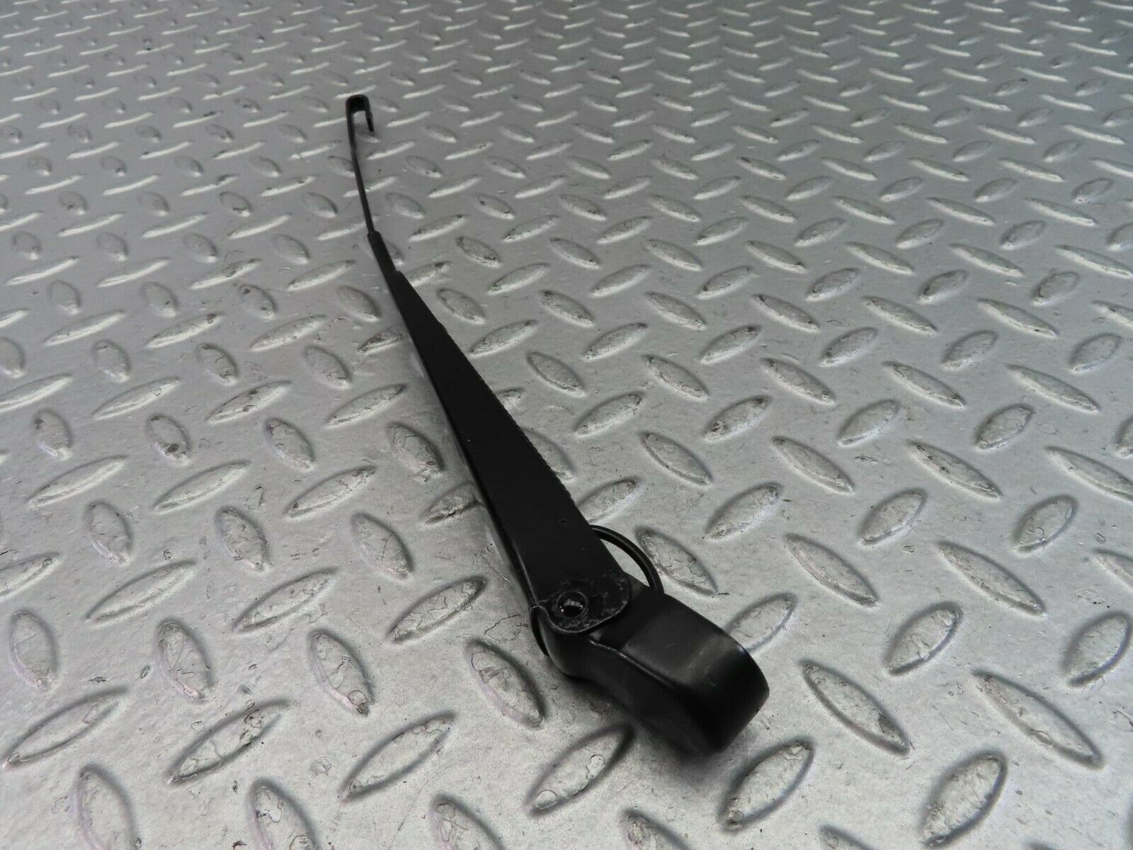 9778 Mercedes-Benz C123 280CE Coupe Front Right Wiper Arm 3399990553