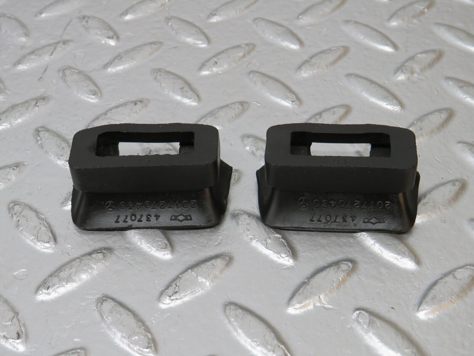 31254 Mercedes-Benz S124 220TE Wagon Door Check Strap Rubber Seal 2017270430