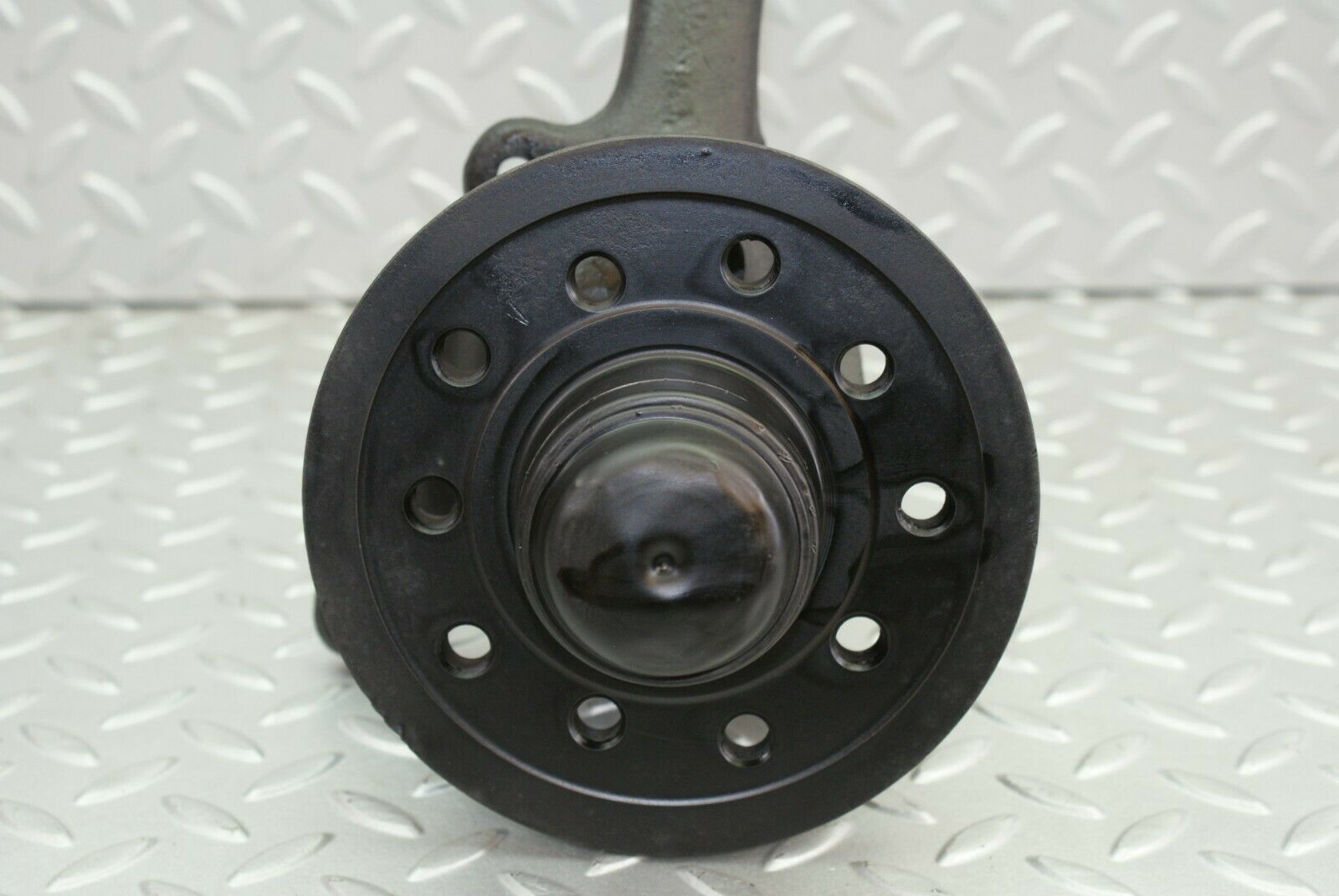 2702 Mercedes-Benz W116 350SE Wheel Hub Front Right