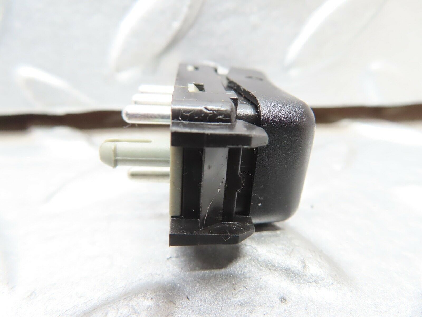 19724 Mercedes-Benz C140 CL420 Coupe Central Locking Switch 2028203910