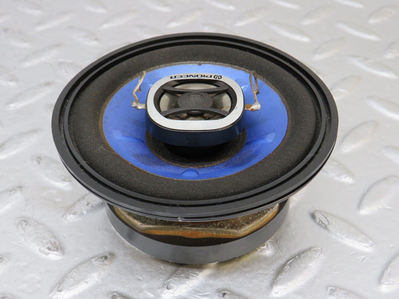 36749 Mercedes-Benz W201 190E 2.0L Speaker PIONEER TS-H103