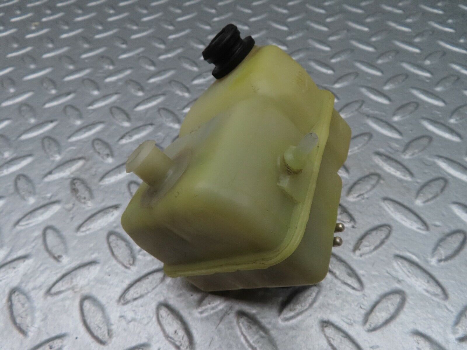 18093 Mercedes-Benz W123 200 Brake Fluid Reservoir Tank Ate 3.3508