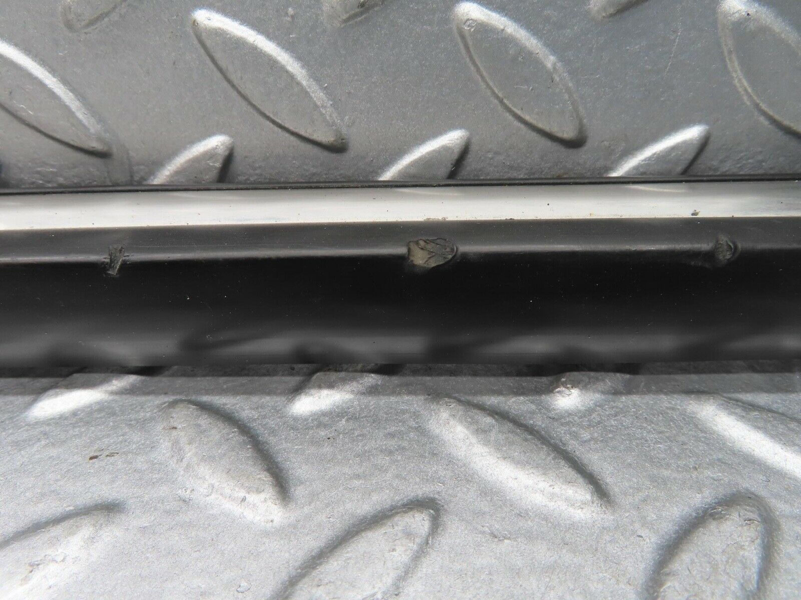 14491 Mercedes-Benz W116 350SE Rear Right Door Centre Moulding Trim