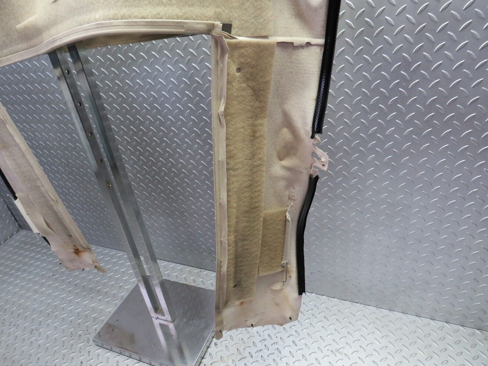 29610 Mercedes-Benz W124 230E Roof Headlining