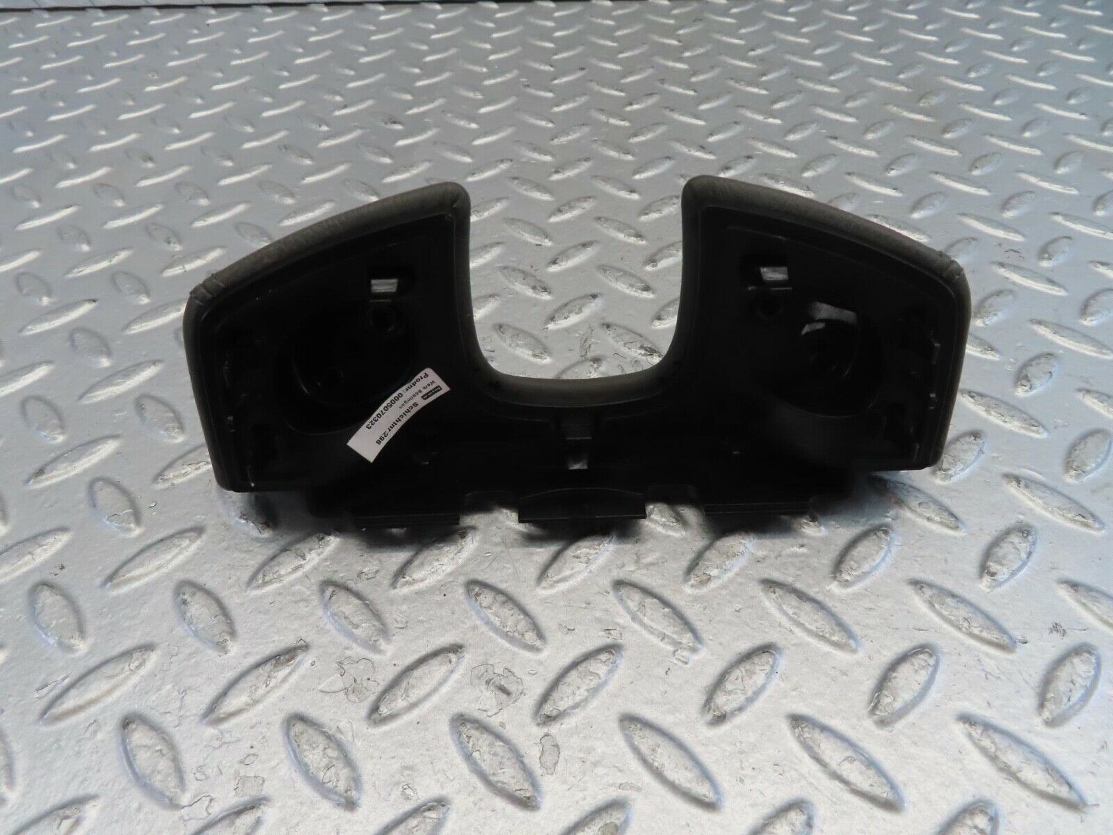 11238 Mercedes-Benz W221 S320 Centre Console Trim Cover Grey