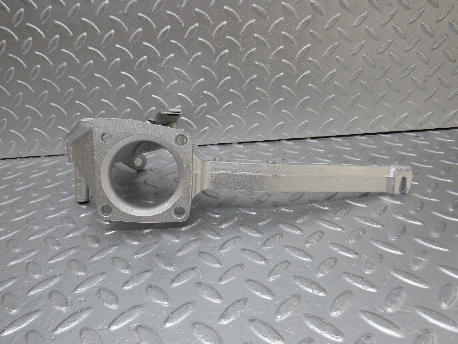 34605 Mercedes-Benz C126 380SEC Coupe Brake Pedal Bracket 1262901819