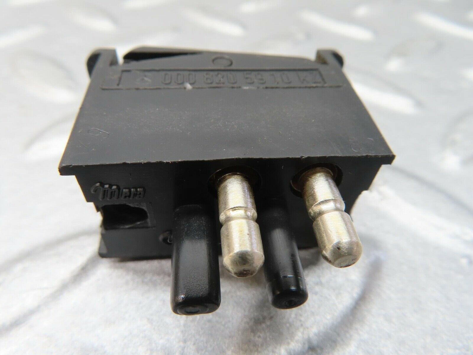 16115 Mercedes-Benz W123 280E Interior Light Switch 0008205910