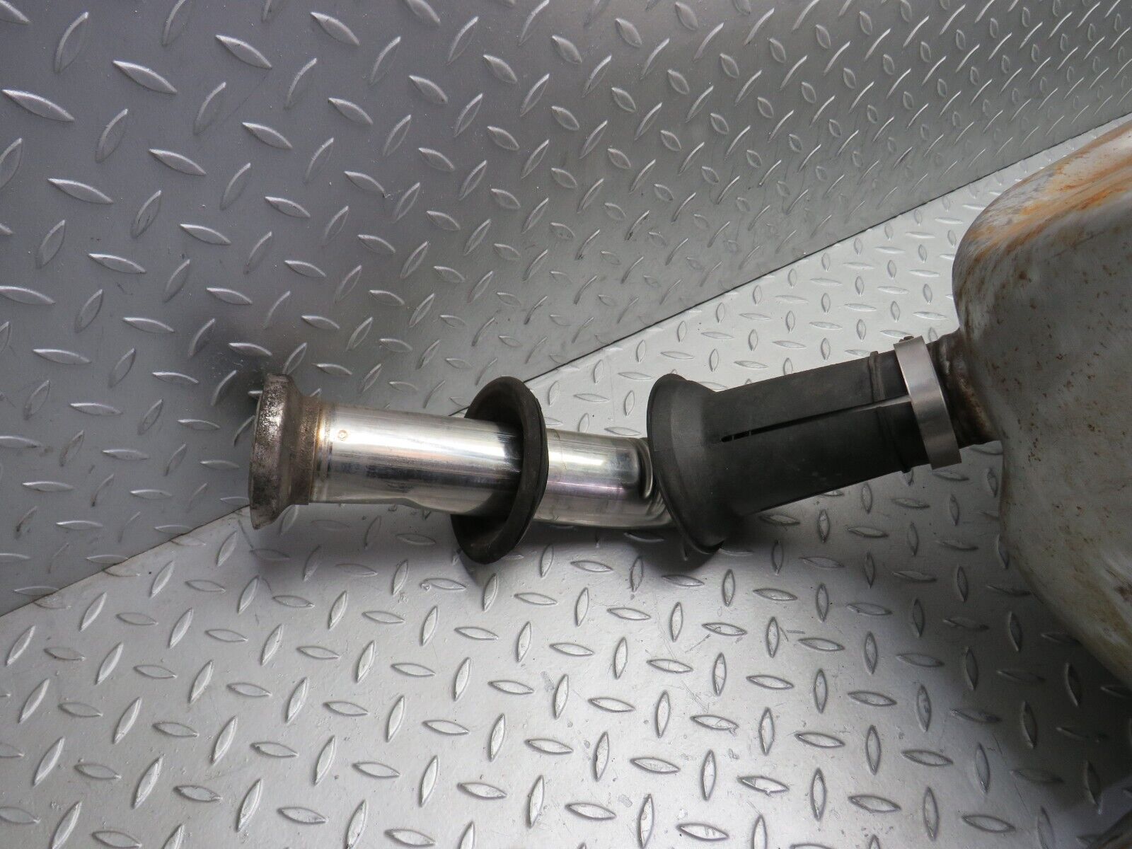 38615 Mercedes-Benz R129 280SL Coupe Fuel Tank