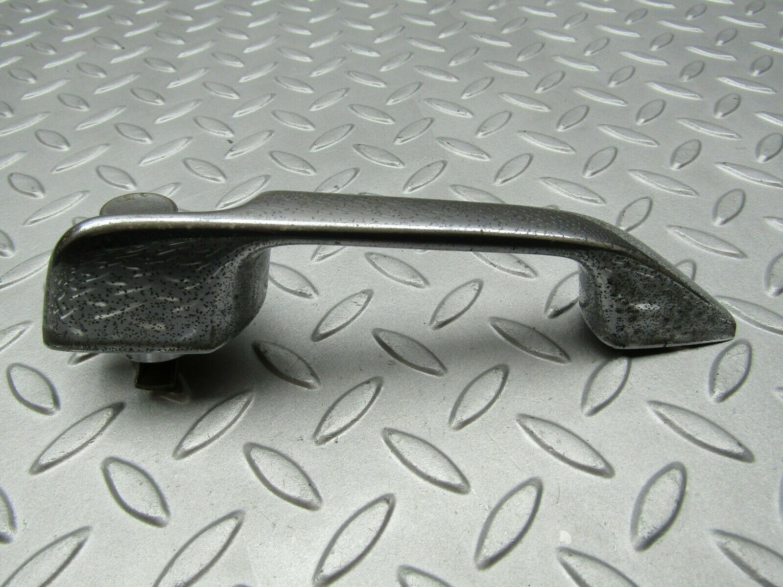 3291 Mercedes-Benz W108 280SE Door Handle Rear Left 1087661102