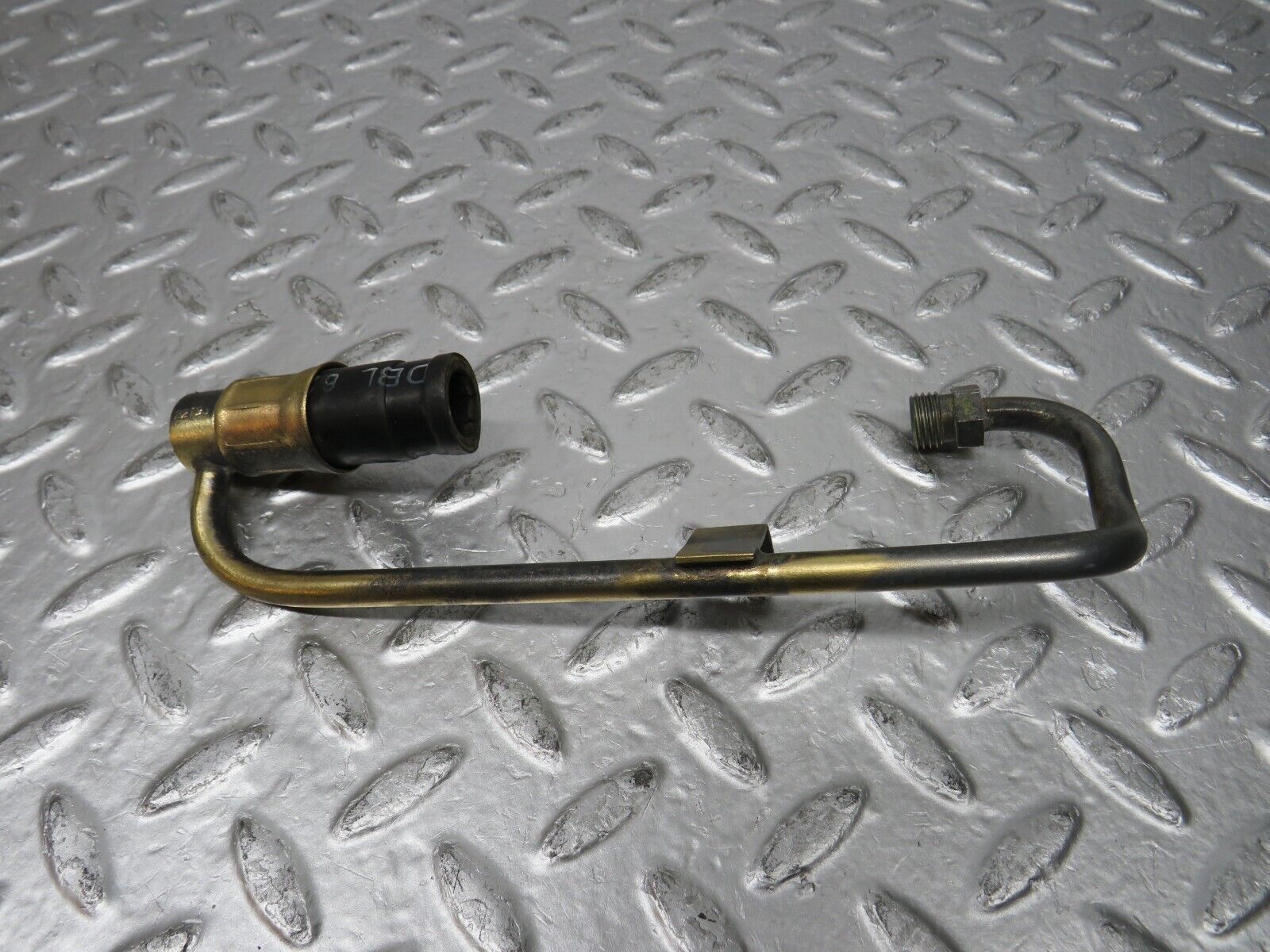 31505 Mercedes-Benz S124 220TE Wagon Fuel Hose Pipe