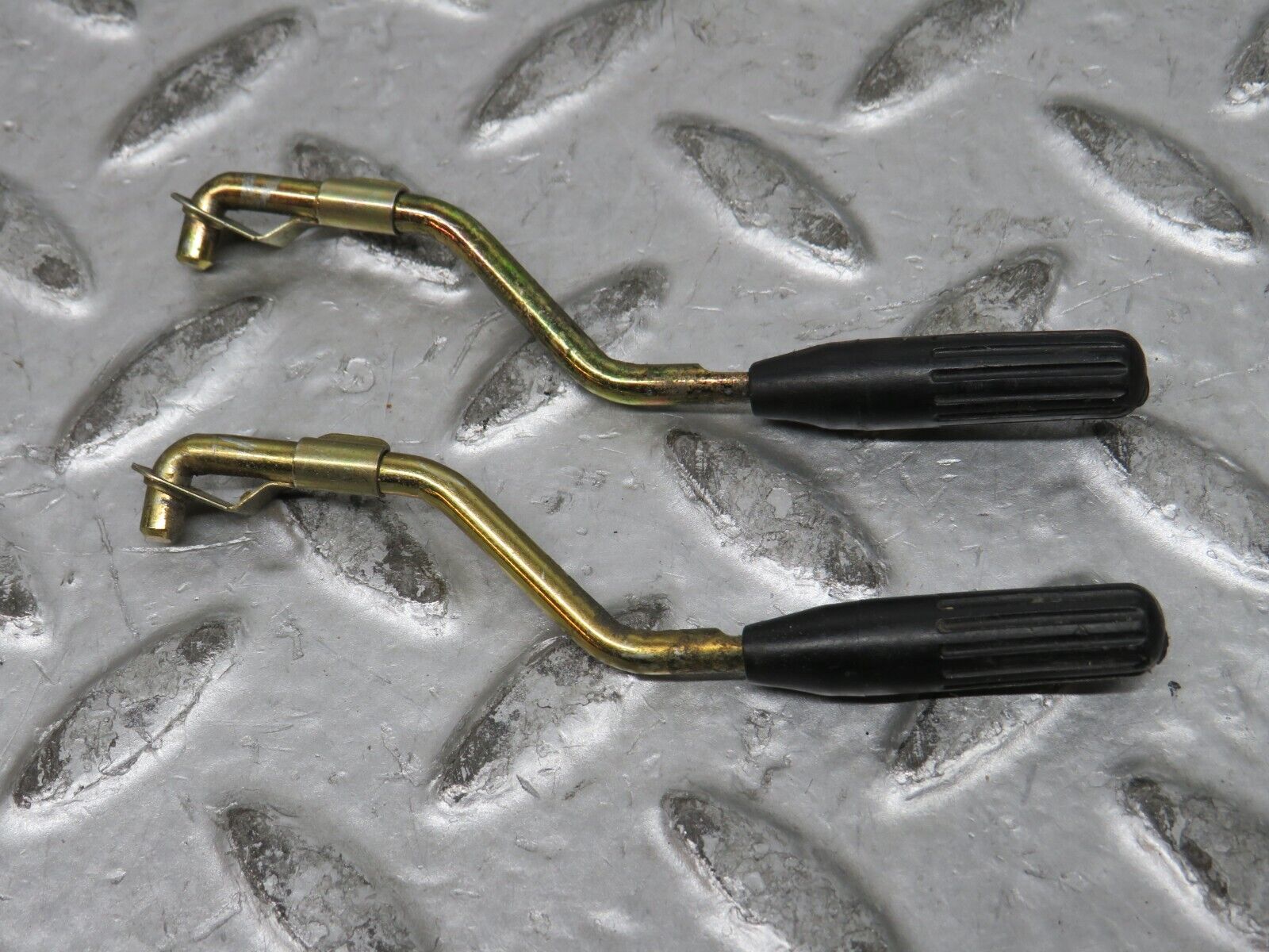 28874 Mercedes-Benz W123 230E Front Door Lock Knob Pair