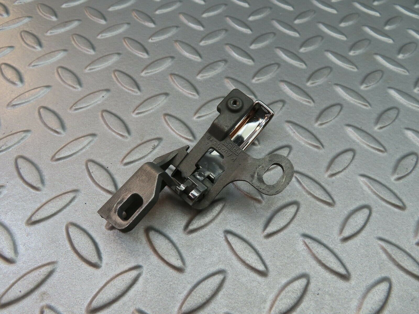 5811 Mercedes-Benz W123 200 Right Interior Door Handle 1237600261