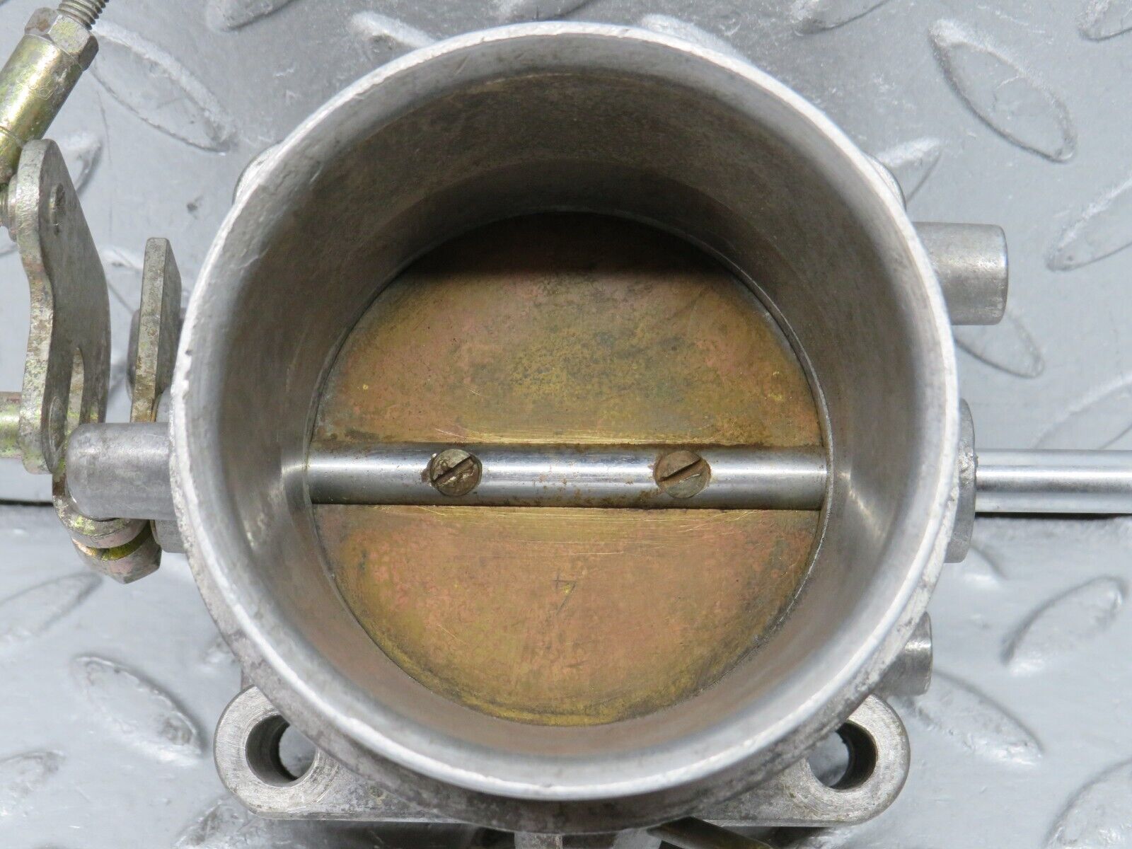 37575 Mercedes-Benz W109 300SEL Throttle Body Valve