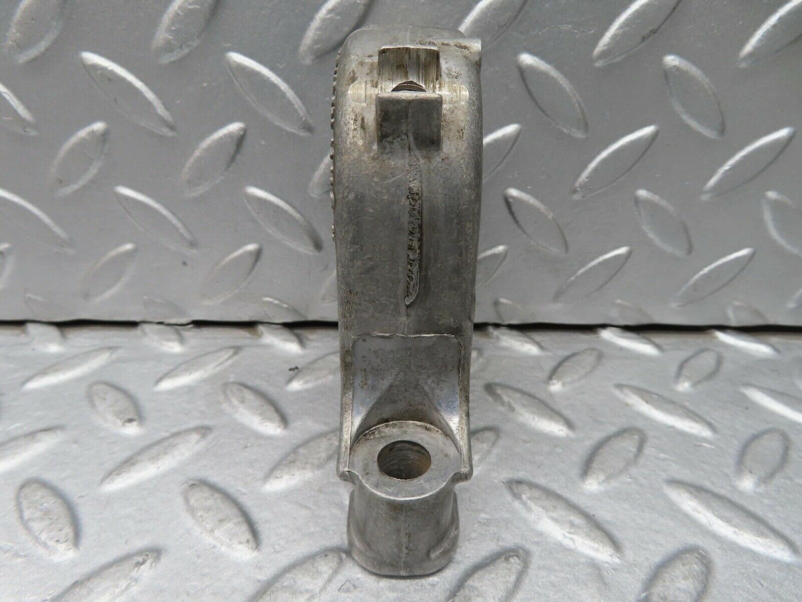 16719 Mercedes-Benz C107 380SLC Camshaft Tower Bearing 1160514612