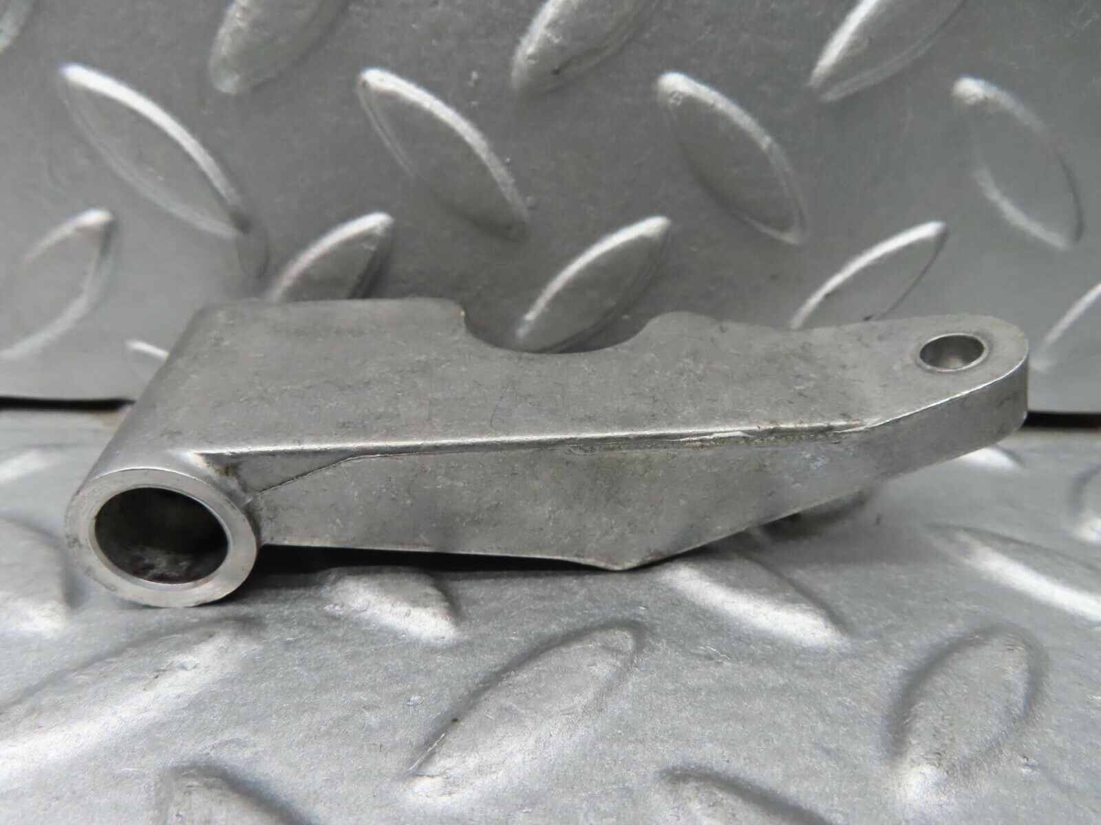 14439 Mercedes-Benz W116 350SE Accelerator Pedal Linkage Bracket 1163010218