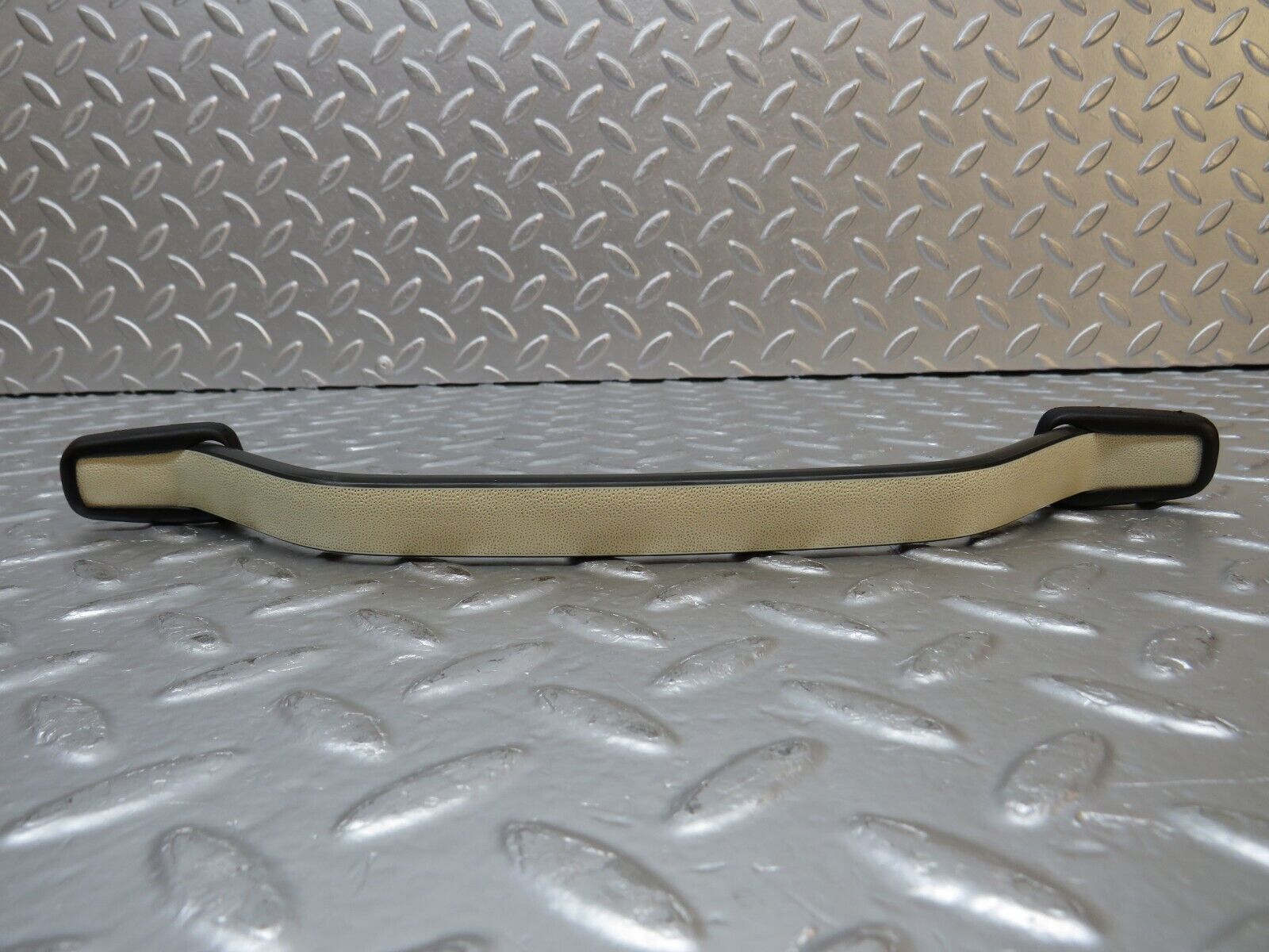 30989 Mercedes-Benz W123 200D Interior Roof Grab Handle Set