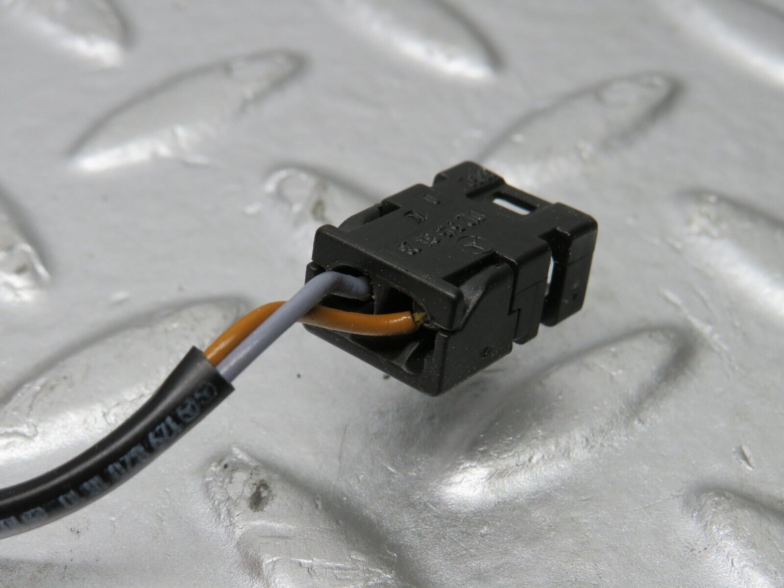 39601 Mercedes-Benz R129 320SL Coupe Trunk Lock Latch 1298201810