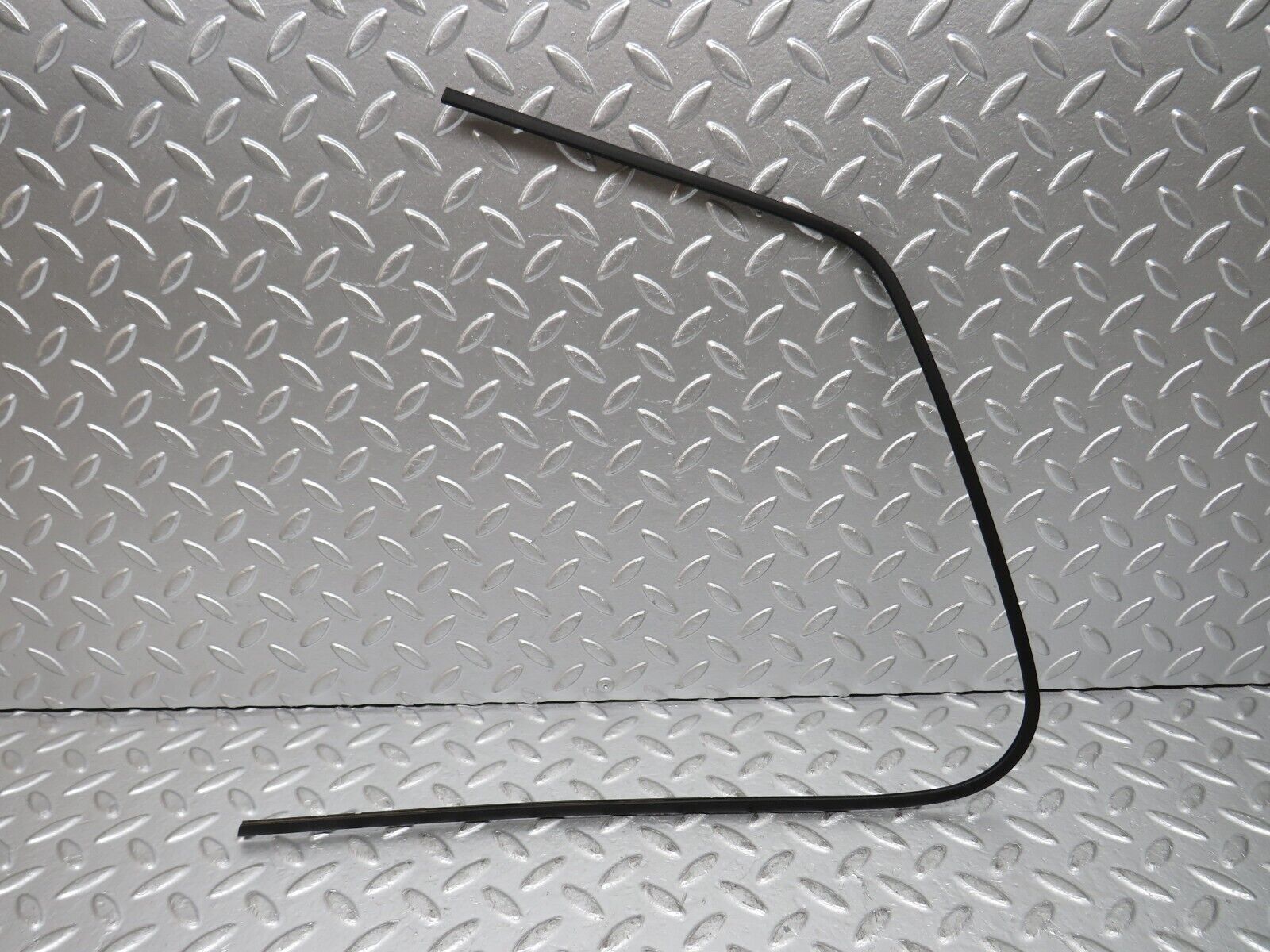 30180 Porsche 924 Rear Left Quarter Window Frame