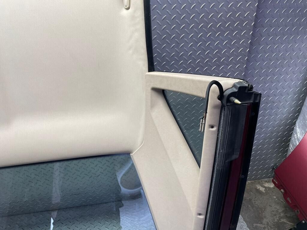 38477 Mercedes-Benz R129 280SL Coupe Hardtop