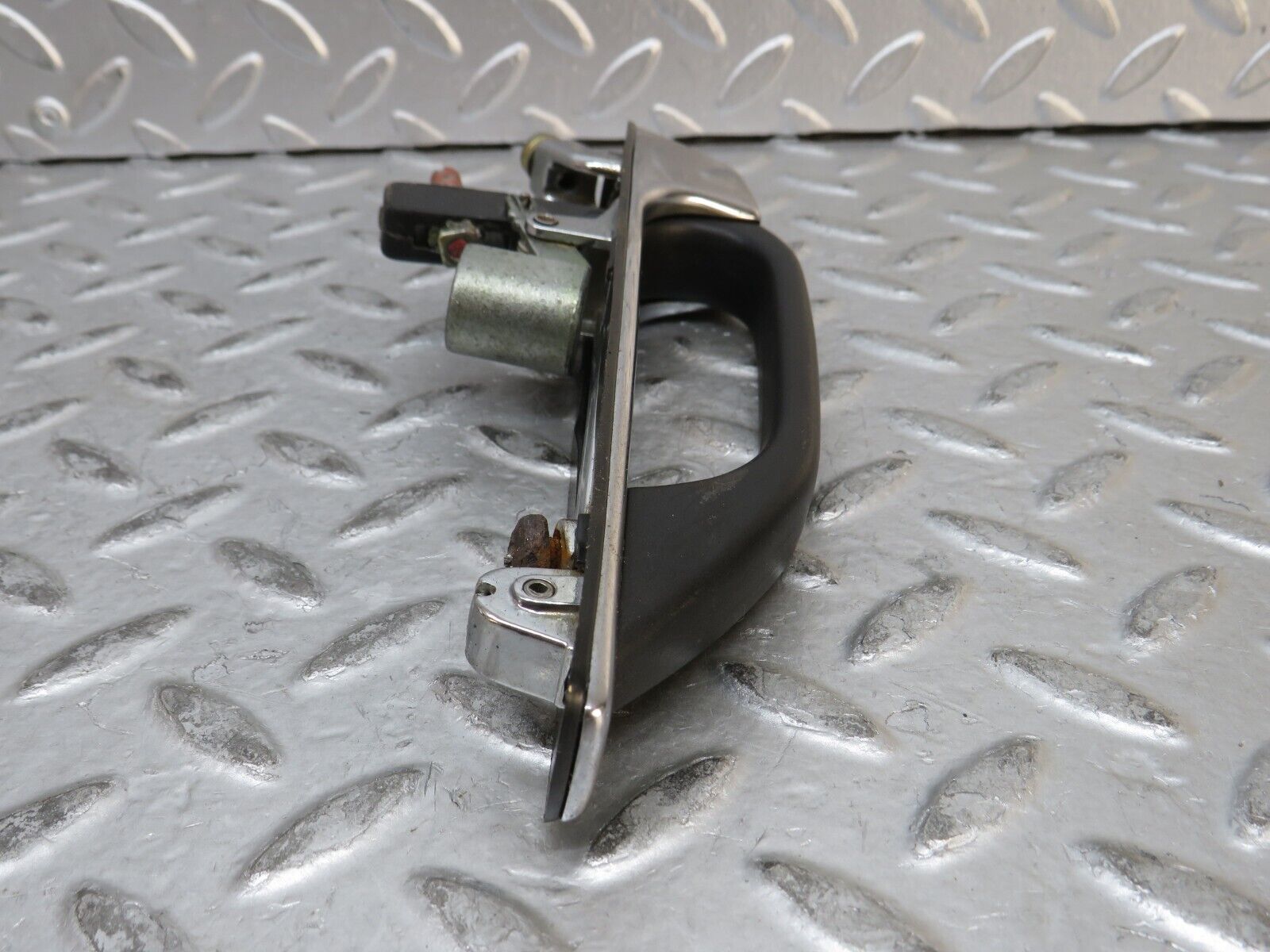 28812 Mercedes-Benz W123 230E Rear Exterior Chrome Handle 1237600359