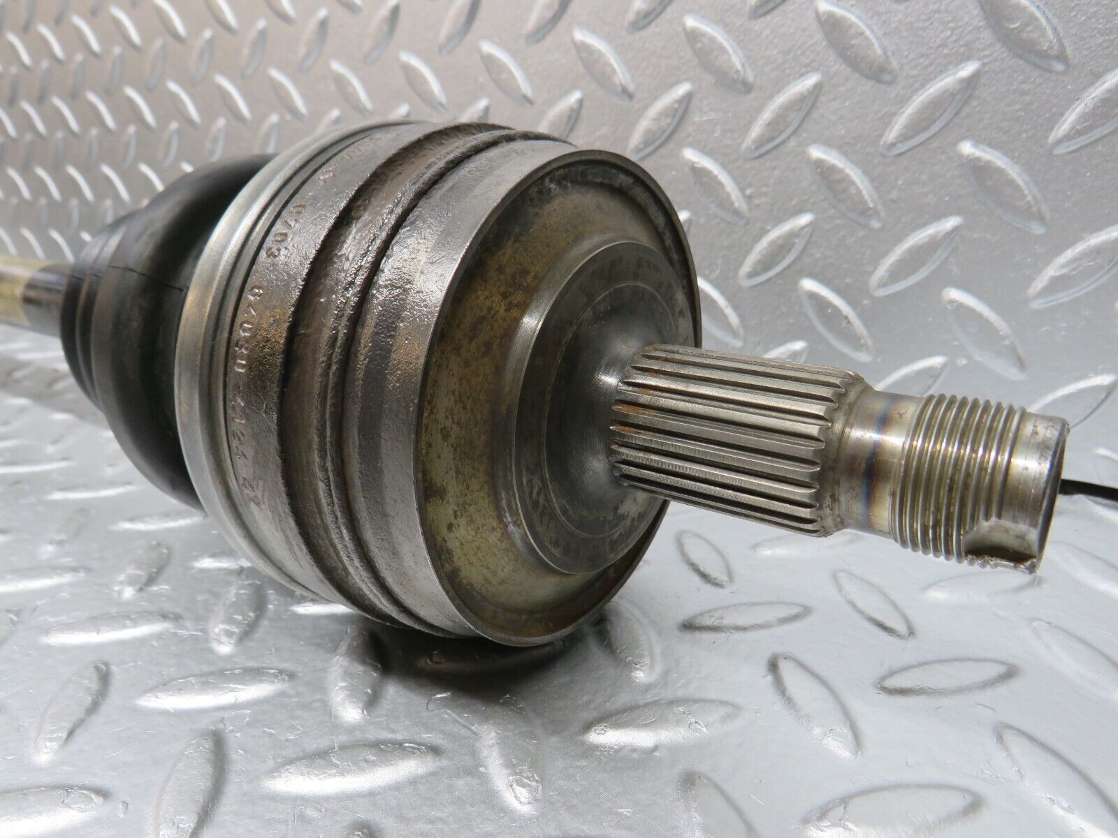 32674 Mercedes-Benz S124 300TE Wagon Axle Shaft Drive Shaft