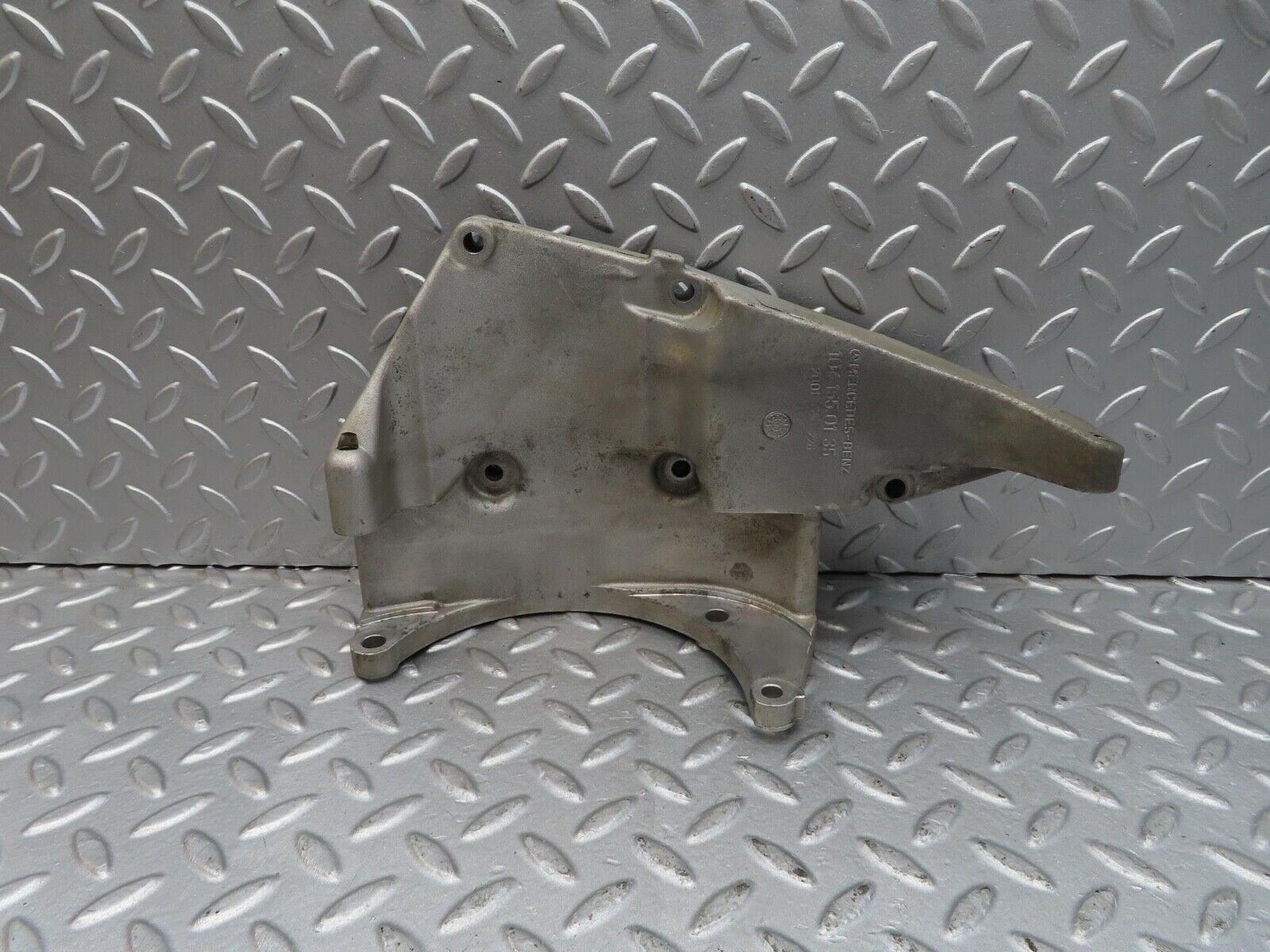 12207 Mercedes-Benz R129 300SL Coupe Alternator Generator Bracket 1041550135