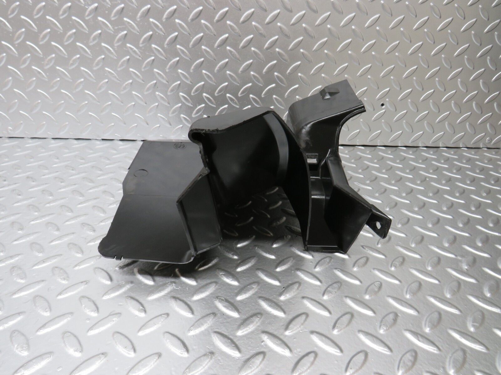 25144 Mercedes-Benz W201 190D Bulkhead Panel Left 2016281055