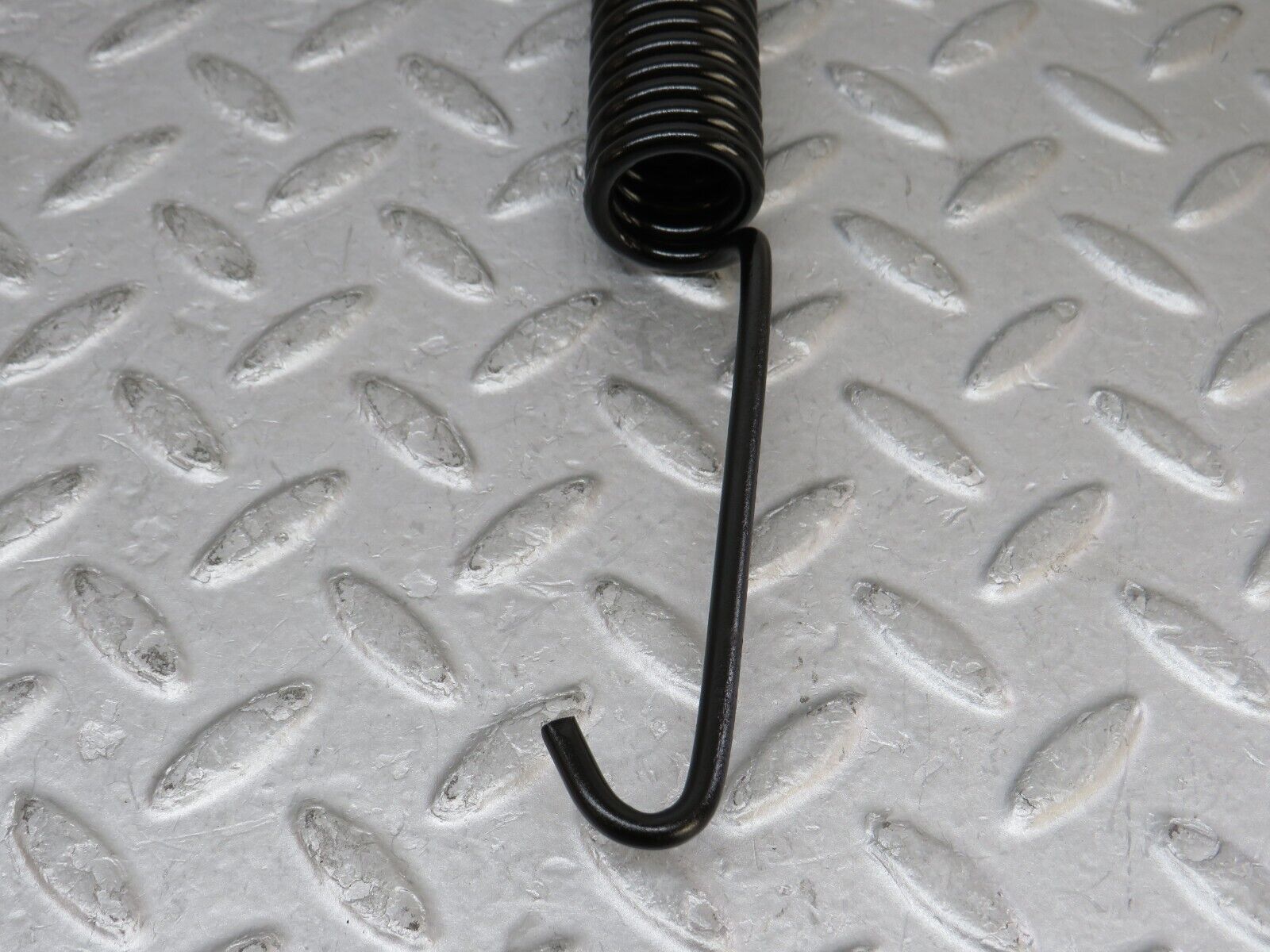 35785 Mercedes-Benz W108 Bonnet Hinge Spring