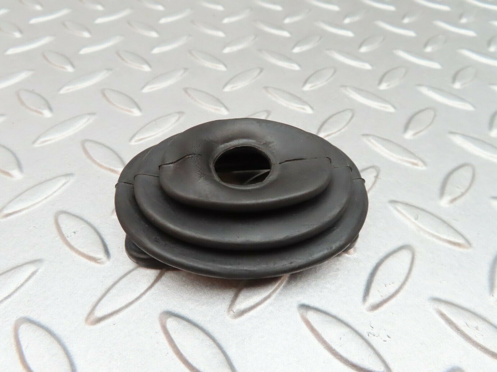 3417 Mercedes-Benz W108 280SE Automatic Shifter Lower Rubber Cover 1152670597