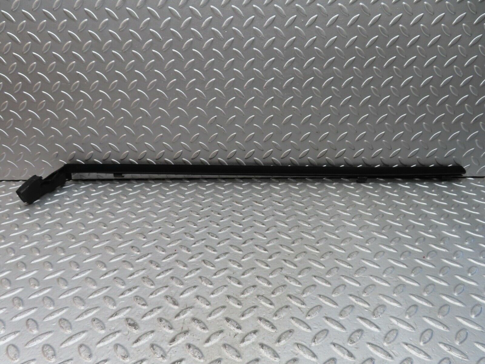 19739 Mercedes-Benz C140 CL420 Coupe Right Door Inner Window Weatherstrip Seal