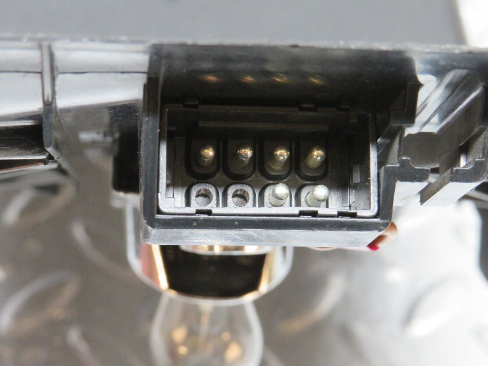 39348 Mercedes-Benz R129 320SL Coupe Tail Light Right Side