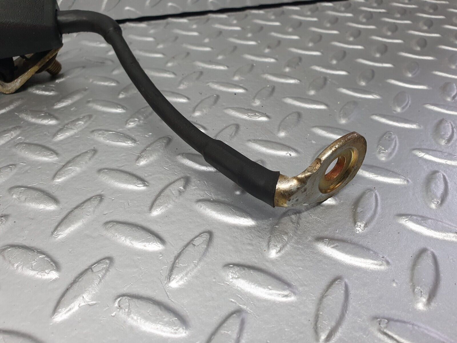 41268 Mercedes-Benz W126 300SE Rear Seat Belt Set With Buckles 124860050396 1248600585 1248601185