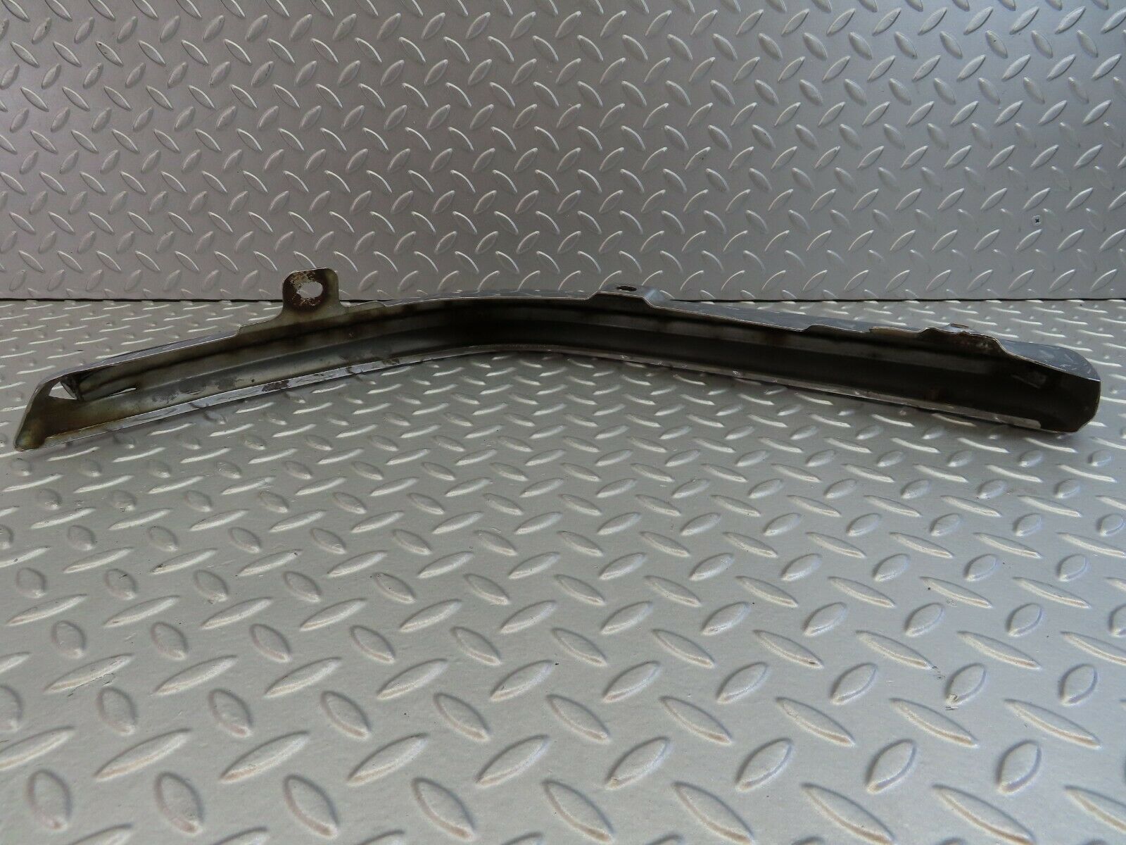 7326 Mercedes-Benz W116 450SE Front Right Upper Bumper Chrome