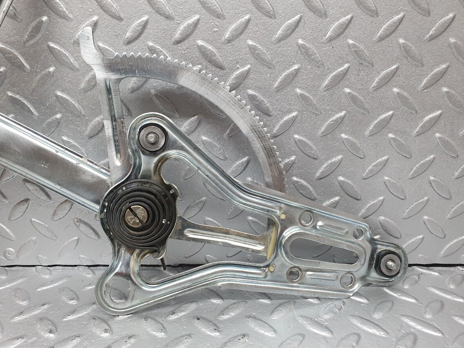 41400 Mercedes-Benz W124 200E Front Right Power Window Regulator