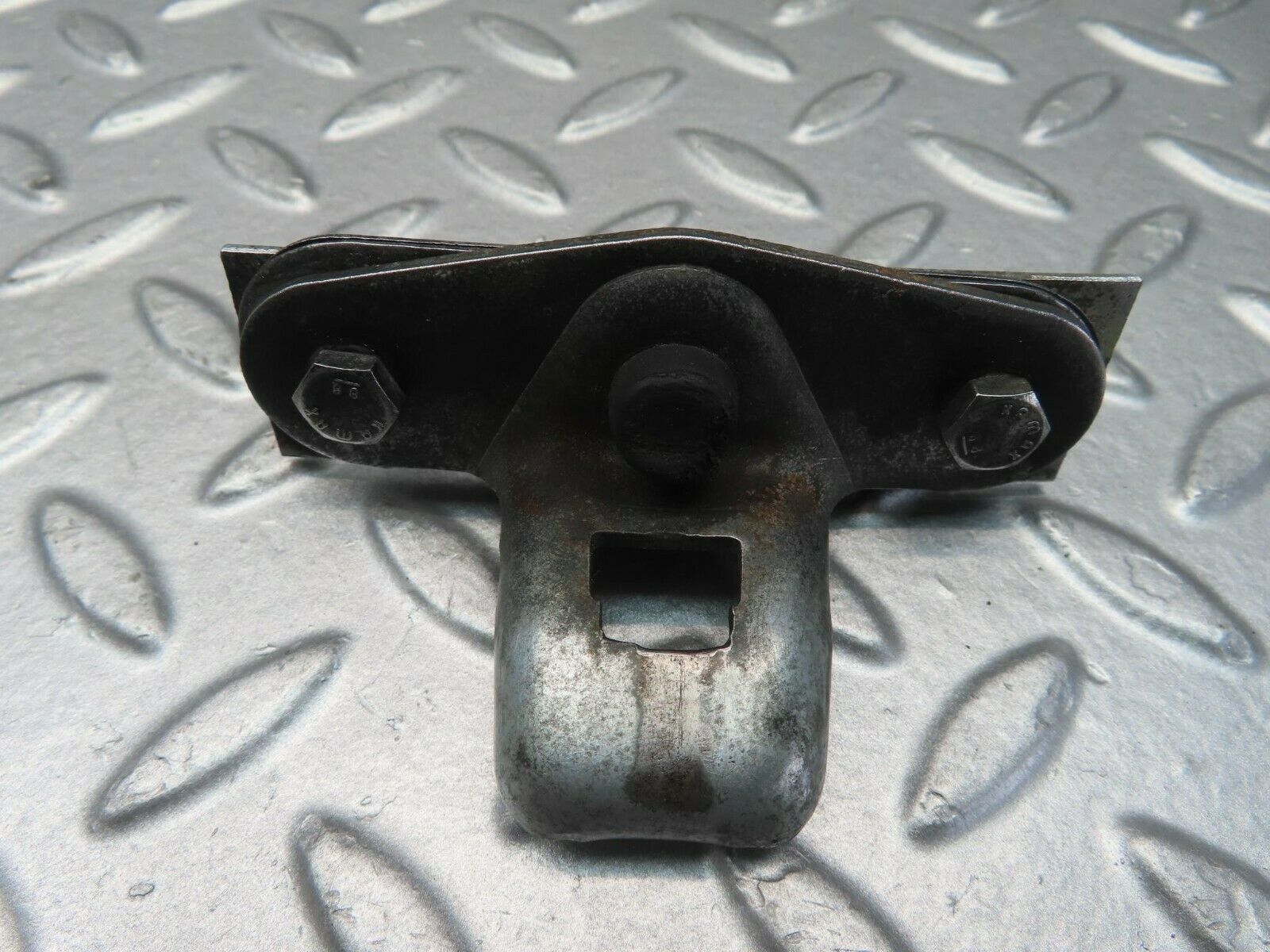 11557 Mercedes-Benz C123 230CE Coupe Trunk Lock Latch 1237580150